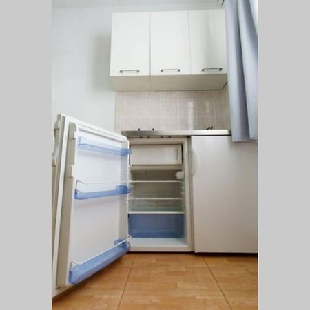 Lovely Studio Apartment For 2 Free Private Parking Makarska Esterno foto