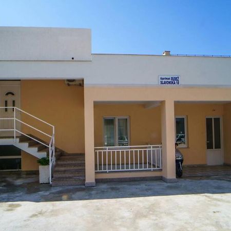 Lovely Studio Apartment For 2 Free Private Parking Makarska Esterno foto